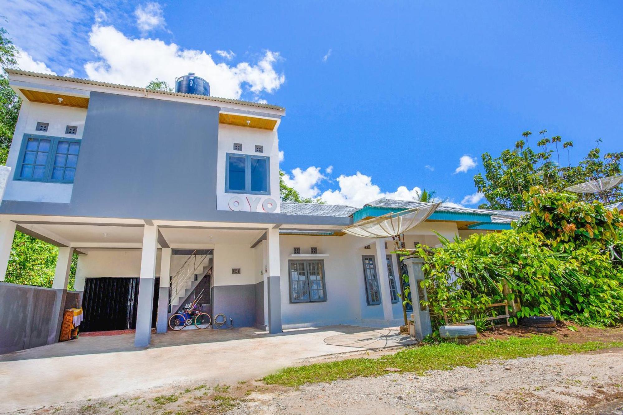 Oyo 2903 Putri Residence Syariah Bukittinggi Eksteriør bilde