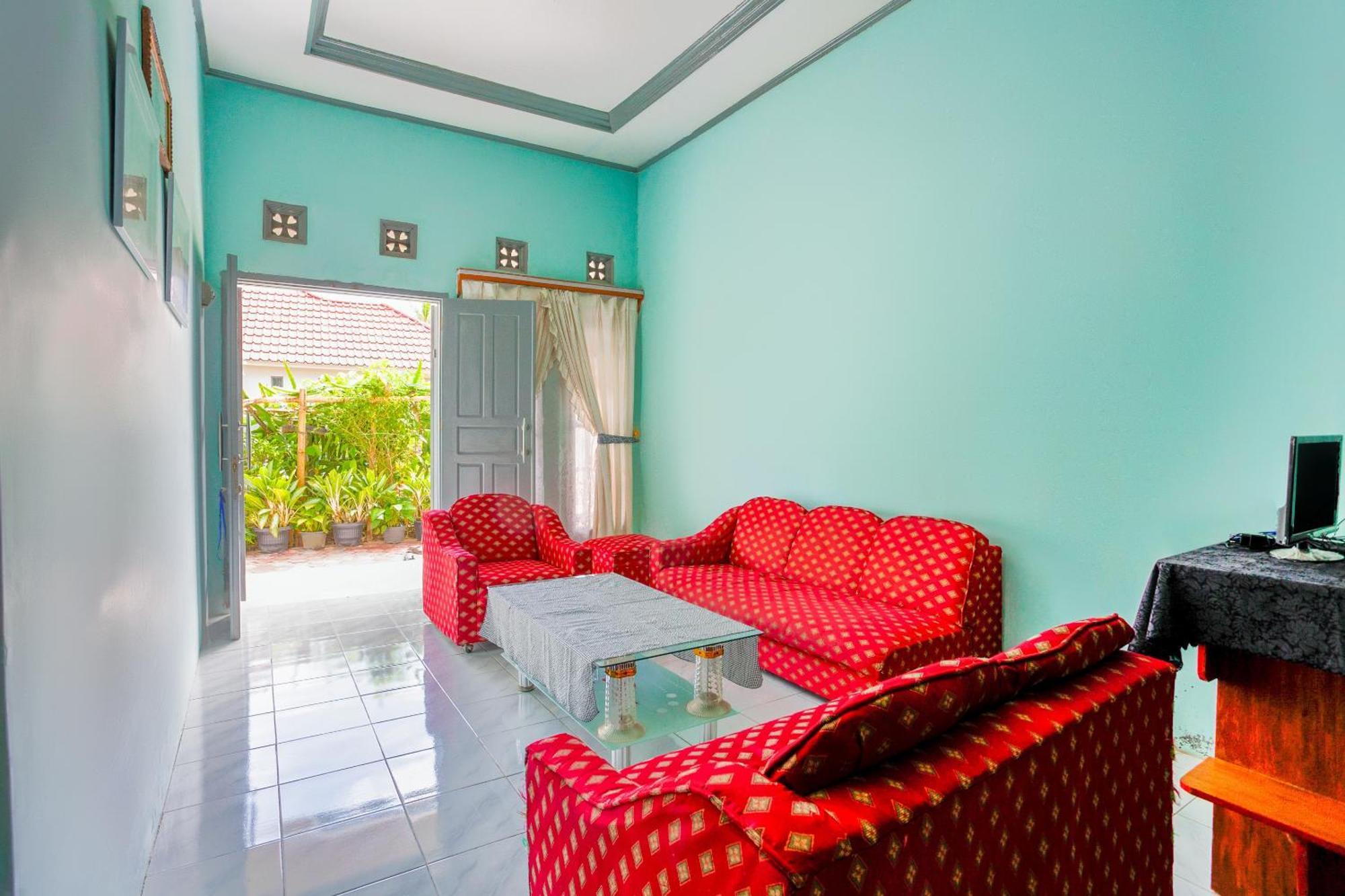 Oyo 2903 Putri Residence Syariah Bukittinggi Eksteriør bilde